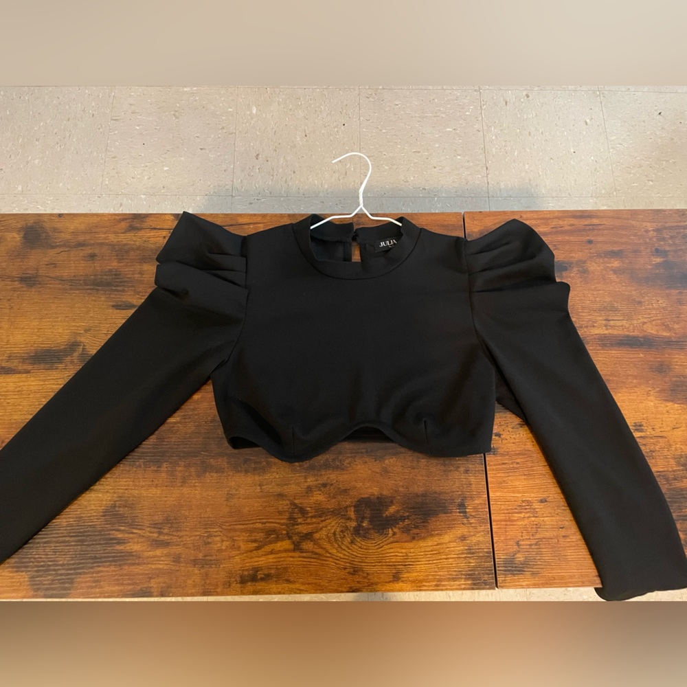 Windsor Black Puff Sleeve Crop Top